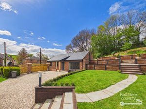 Bungalow/Garden- click for photo gallery